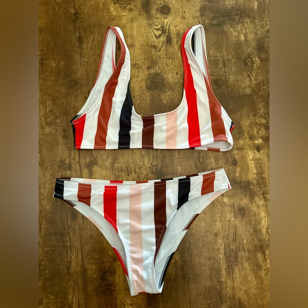 Women’s striped bikini